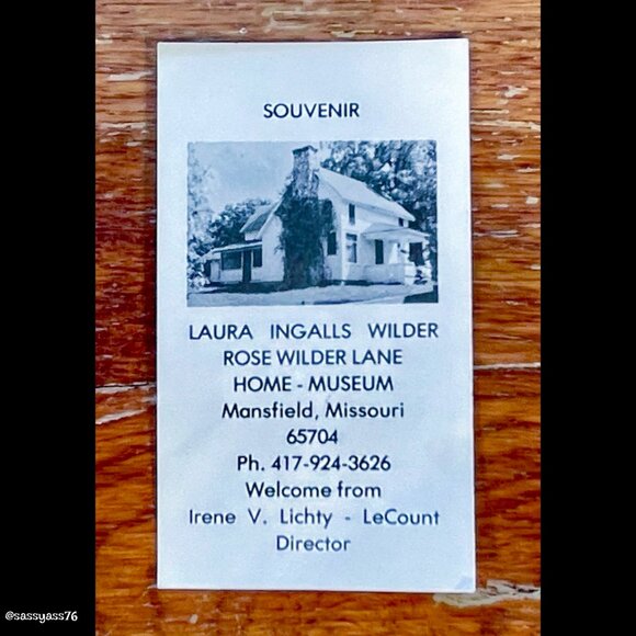 ▪️VTG▪️RARE Handcrafted Souvenir LAURA INGALLS WILDER Doll PLUS Bonus Books - Picture 9 of 11